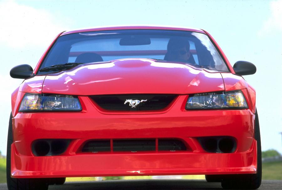  Ford Mustang SVT Cobra R 2000 года  (фото 51 из 128)